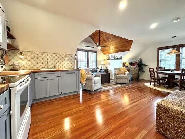 316 Succotash Rd