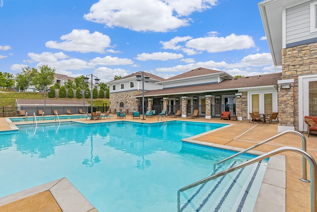 Hickory Point Apartments