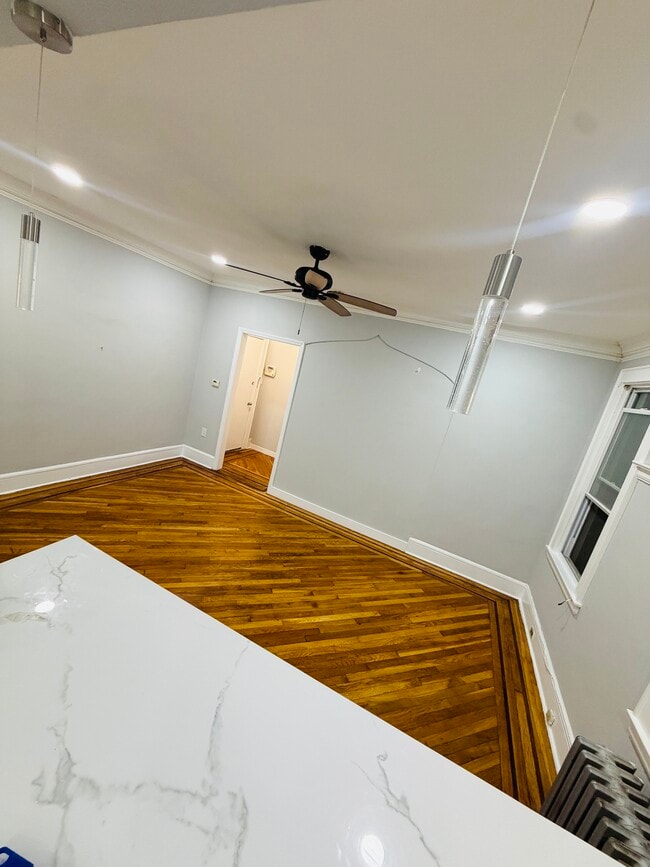 15 Finlay Pl Unit 1L
