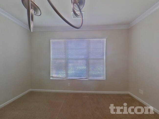 Photo - 64 Ledford Way