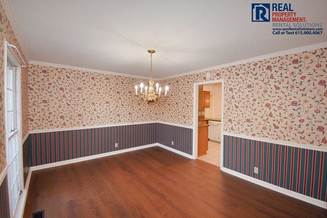 2307 Londonderry Dr