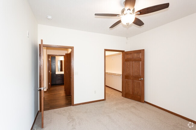 1 BR, 1BA - 700 SF - Wilderness Brook Apartments