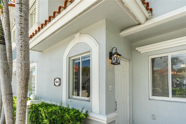 Photo - 11647 NE 18th Dr