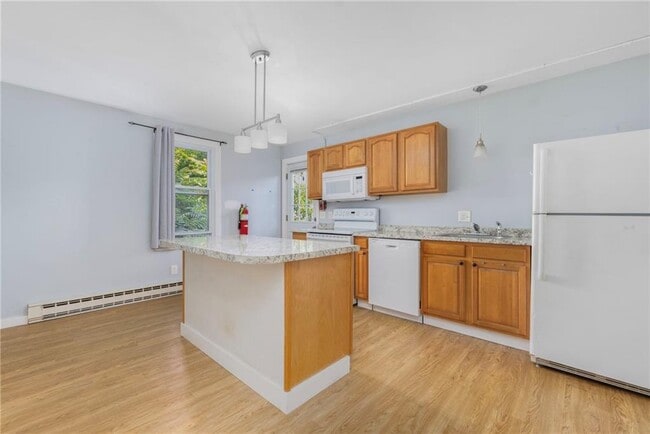 Photo - 5 Pleasant St