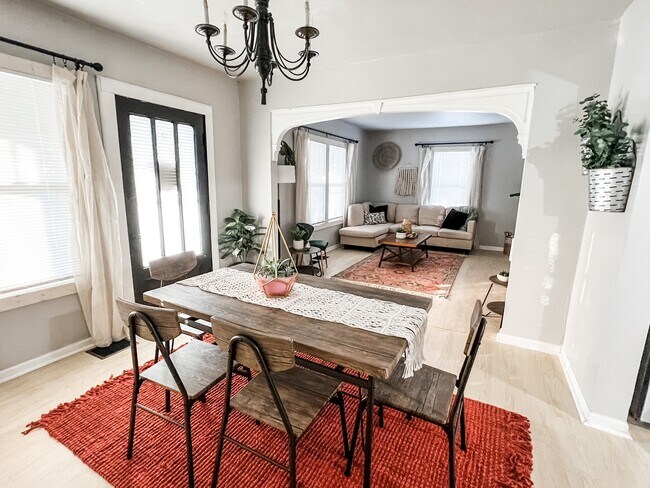 Photo - 806 N Richmond St