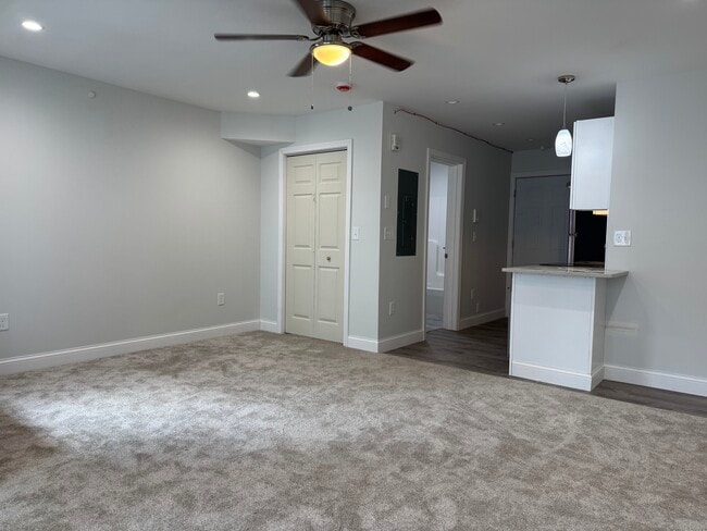 Photo - 1085 Whalley Ave Unit 6