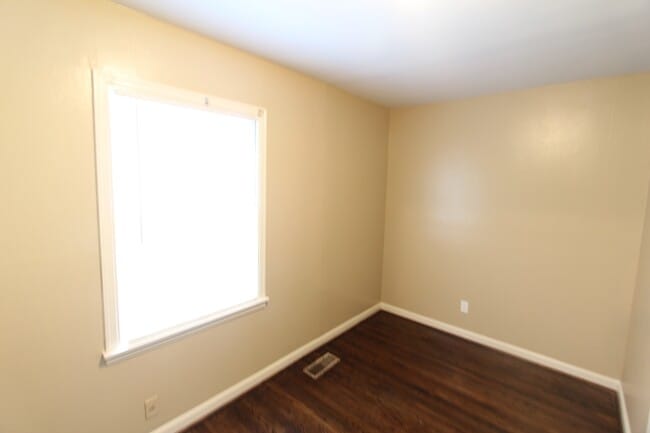 Photo - New On The Market with GREAT FEATURES!  Large 3 Bedroom PLUS Den!!