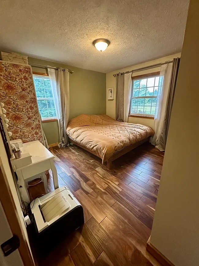 Photo - 2943 N Reynolds Rd