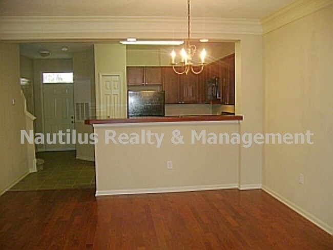 Photo - 108 Baldwin Rowe Cir