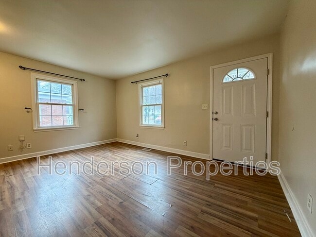 Photo - 2613 Remington St