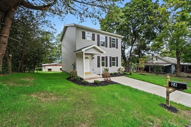 Photo - 24 N 6th St