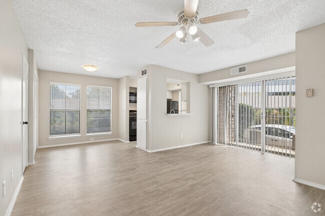 2BR, 2B.5BA - 1,065SF - Living/Dining Area