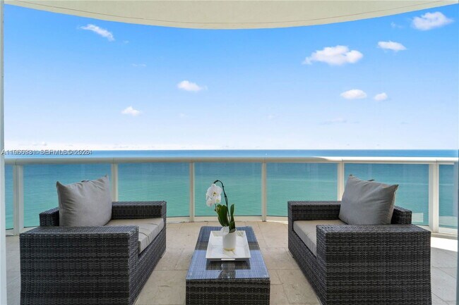 Building Photo - 16001 Collins Ave Unit 3501