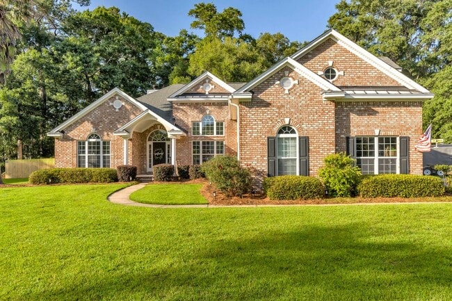 Building Photo - Gorgeously Updated 4 Bed/3.5 Bath in Tranquilla Hall - Buckhead