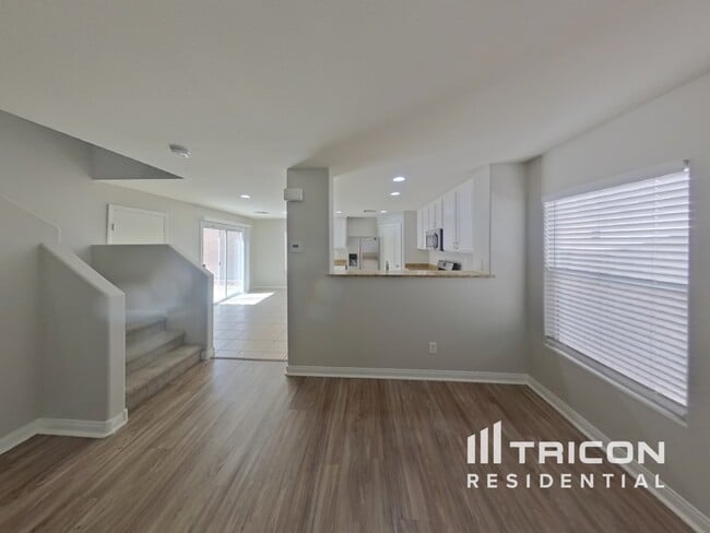 Photo - 697 Wallington Estate St