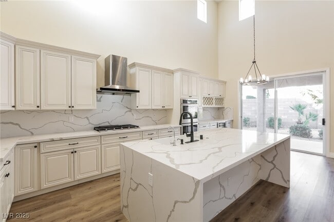 Photo - 3618 Auckland Castle St