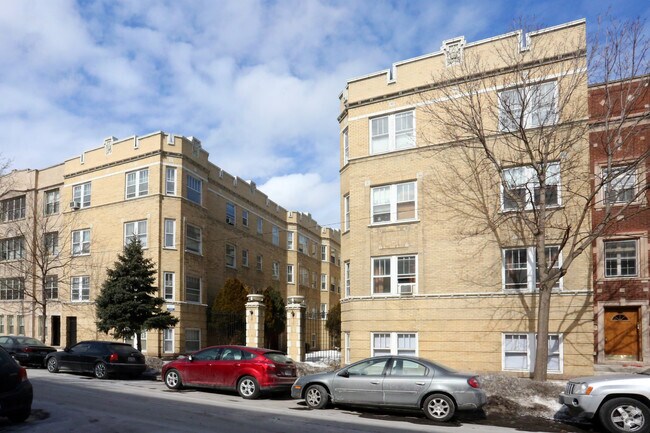 1436-40 W. Thorndale