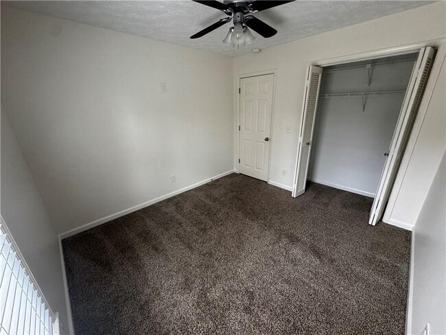 Photo - 2990 Mountain Trace NE