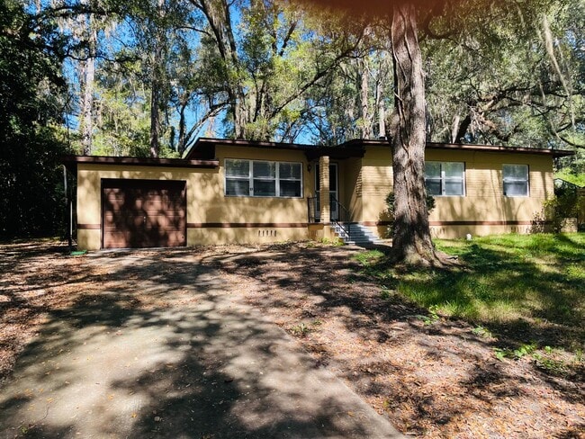 Brilliant house in Indian Head Acres - Brilliant house in Indian Head Acres