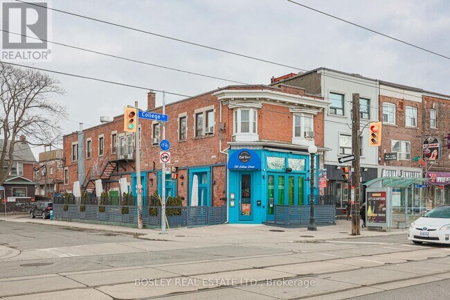 Photo - 413 Crawford St
