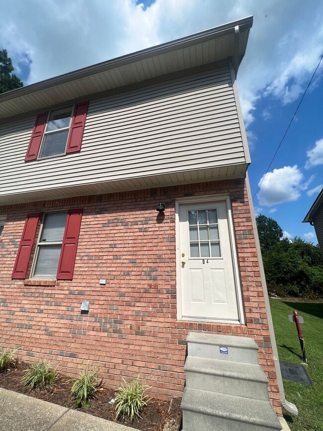 Photo - 148 W Peach St Unit D4
