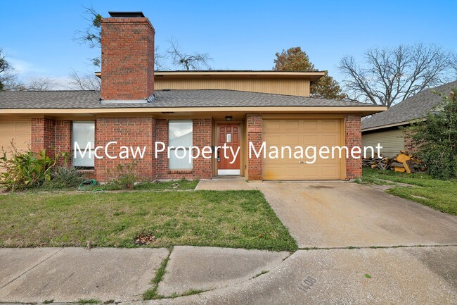 Great 1 bedroom, 2 bath duplex in McKinney! - Great 1 bedroom, 2 bath duplex in McKinney! House