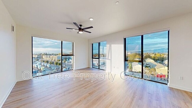 Building Photo - 532 Union St