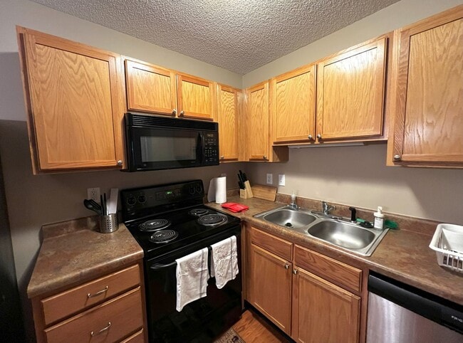 Photo - Short Term Rental Now Available!! Unidad 202