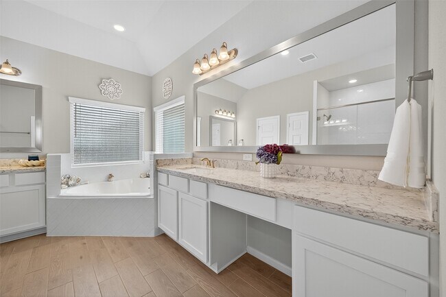 Photo - 2013 Kirby Landing Dr