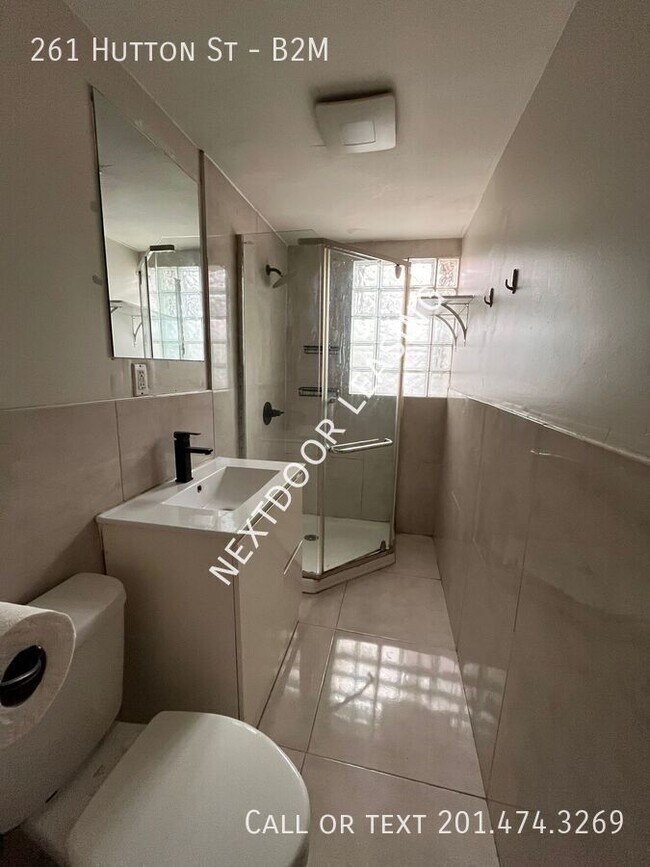 Photo - 261 Hutton St Unidad B2M