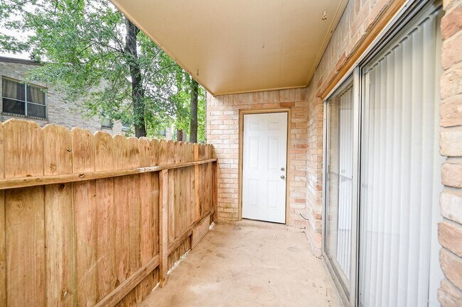 Photo - 16303 Lyons School Rd Unit 703