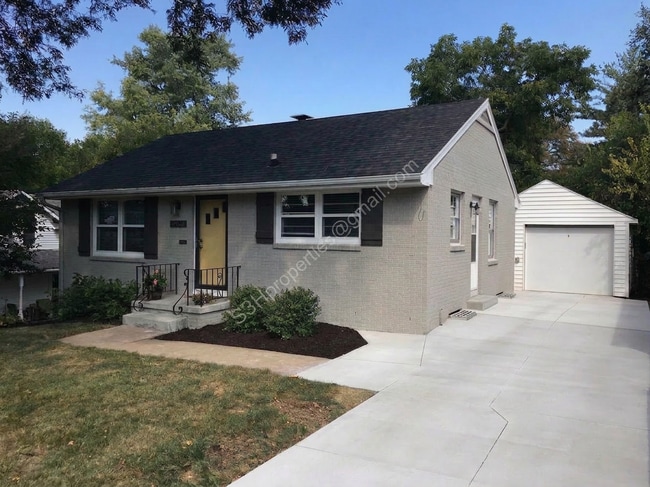 Photo - 5630 Erskine St