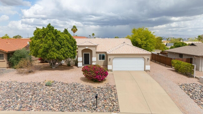 16916 E Alamosa Ave