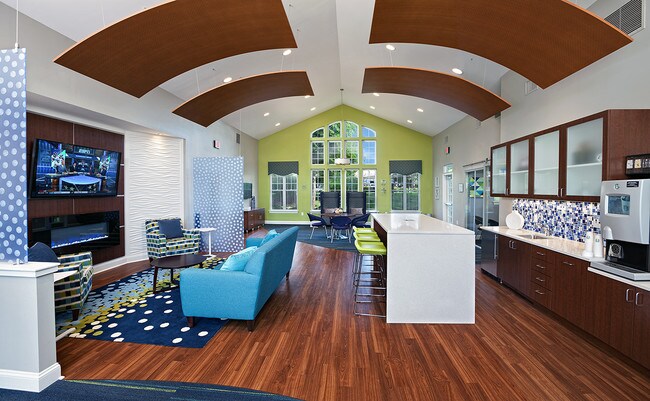 Media and Wi-Fi Lounge with Starbucks Coffee Bar - Bexley at Heritage