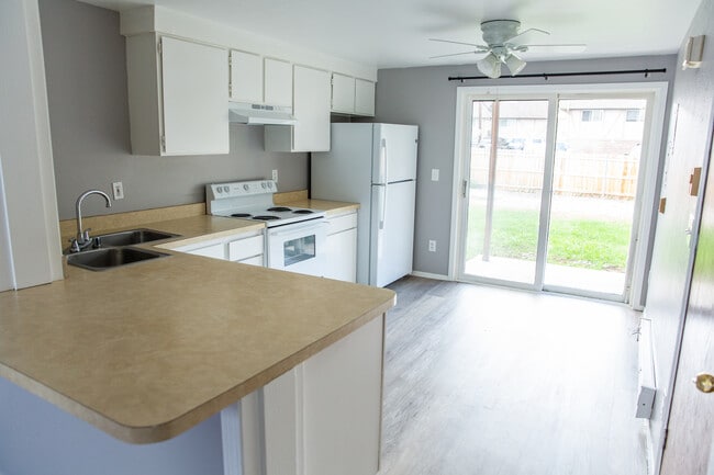 Building Photo - 3595 S King St Unit 1