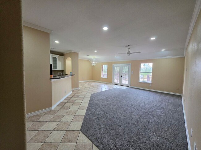 12201 Margo Dr