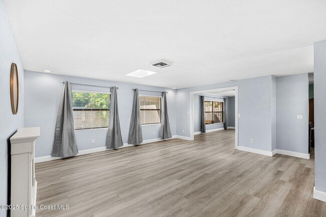 Photo - 1375 Crevalle Ave