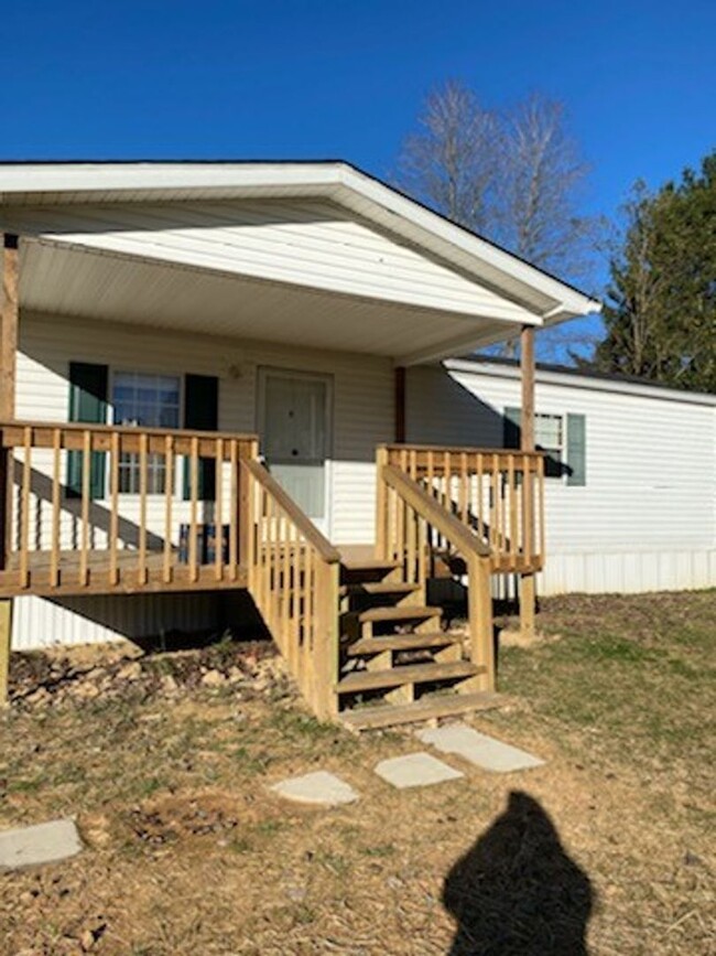 Three Bedroom Manufactured Home in Teays V... - Three Bedroom Manufactured Home in Teays V...