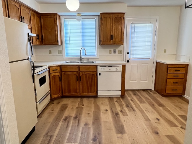 Photo - 2926 S Abbs Ln