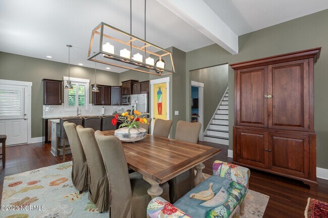 Photo - 4056 Tamarisk Ln