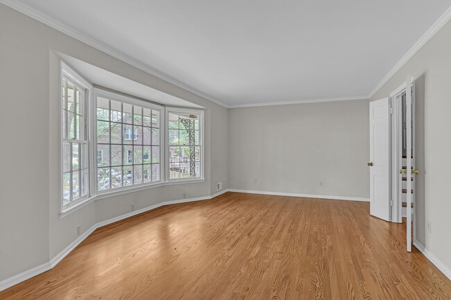 Photo - Prestigious Dunwoody Georgia