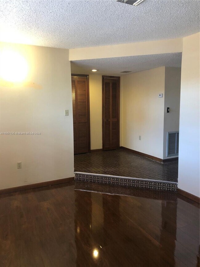 Photo - 3291 SW 25th St