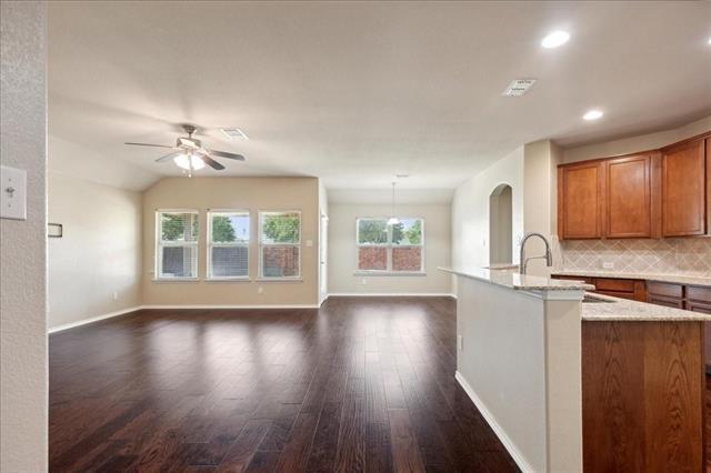 Photo - 1306 Lasso Dr