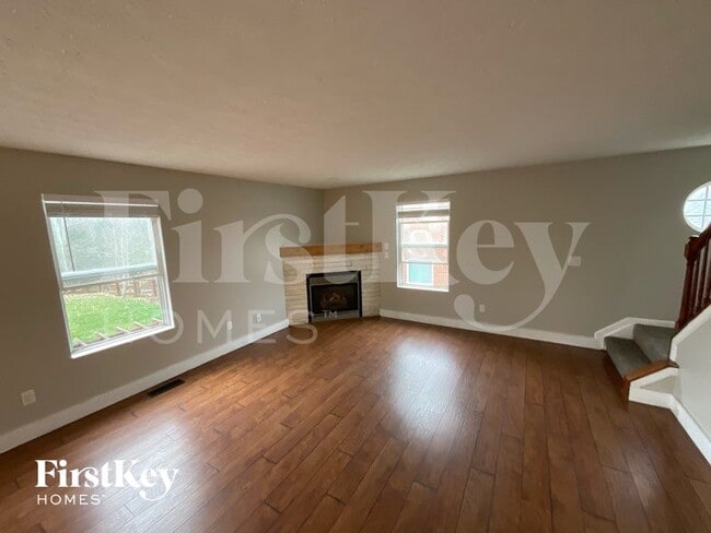 Photo - 671 McCormick Ln