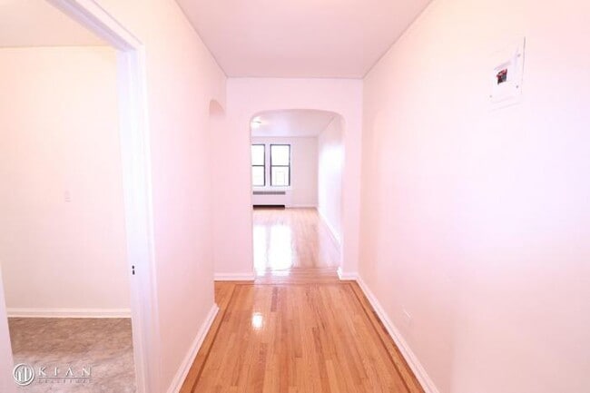 Photo - 1 bedroom in REGO PARK NY 11374 Unit 1B