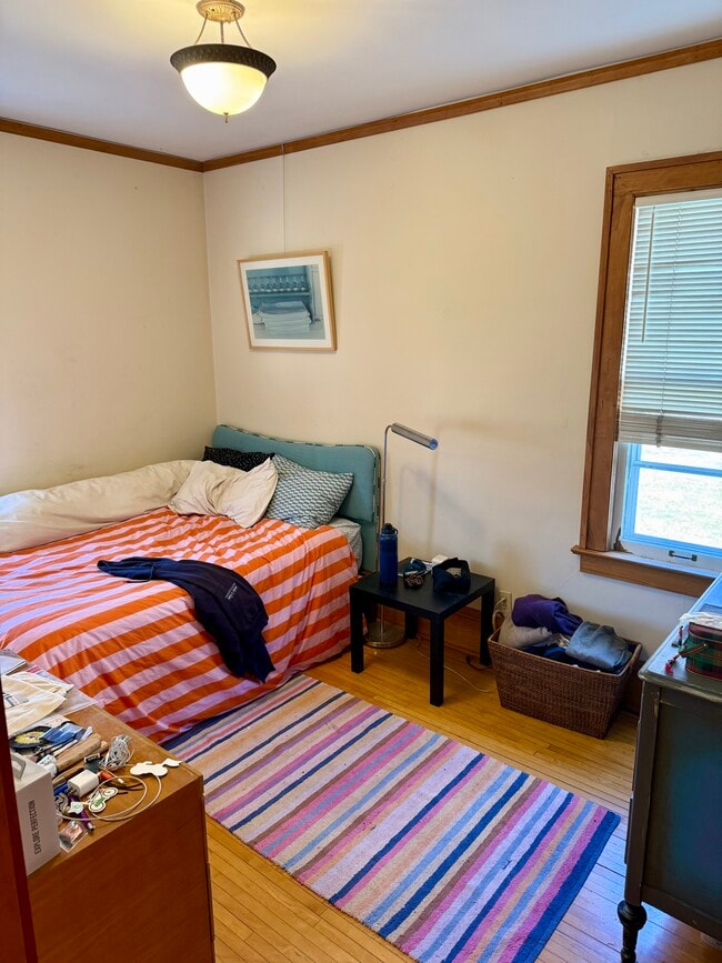 Photo - 3218 Bryant Ave S Unit #2