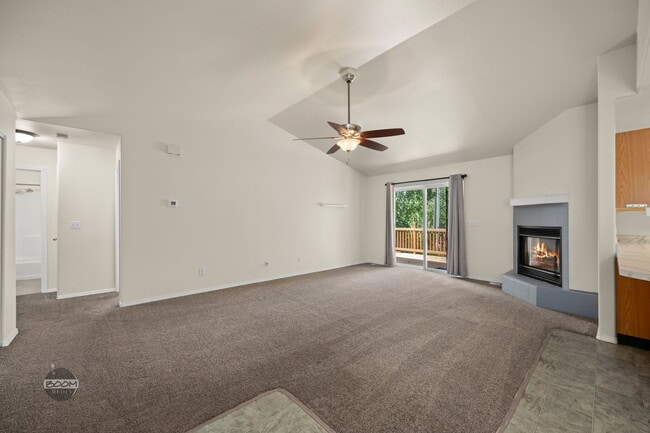 Photo - 11238 Borealis St