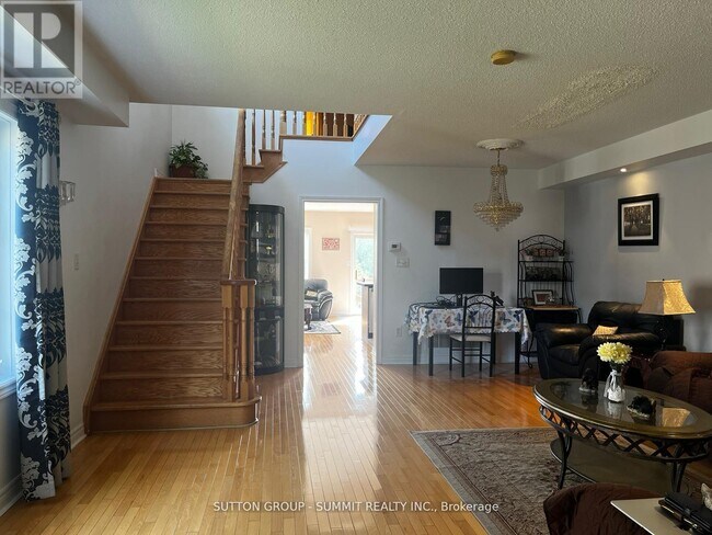 Photo - 6606 Harmony Hill