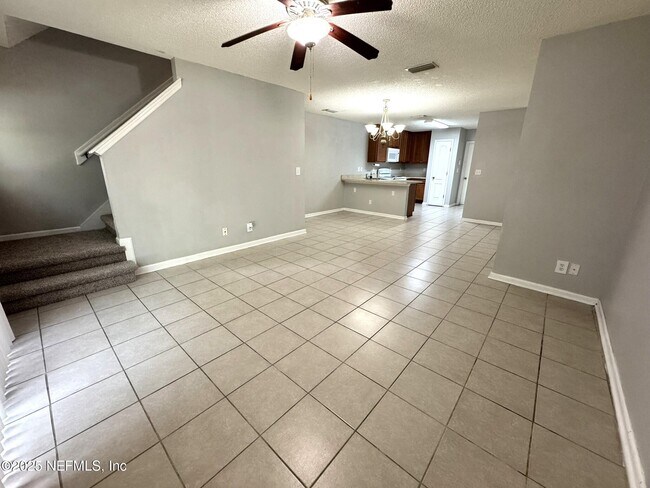 Photo - 7661 Melvin Rd