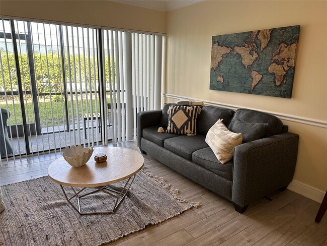 Photo - 1605 U.S. Rte 1 Unit 104